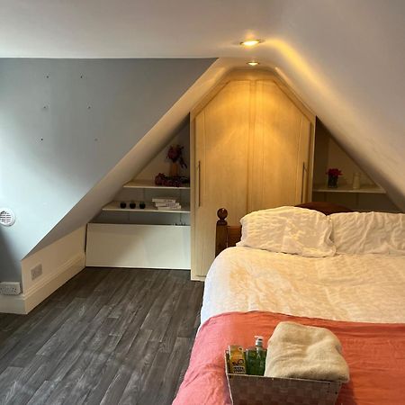 Cozy Room In A Serene House Birmingham Zewnętrze zdjęcie